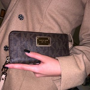 Micheal Kors Wallet